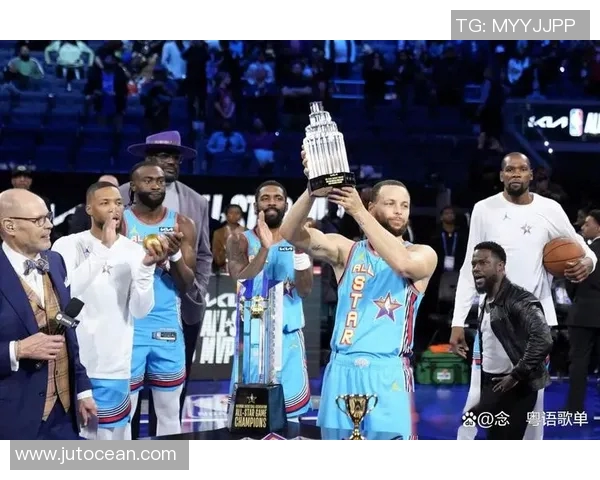 足球明星对詹姆斯的喜爱程度如何他们在场外的互动揭秘